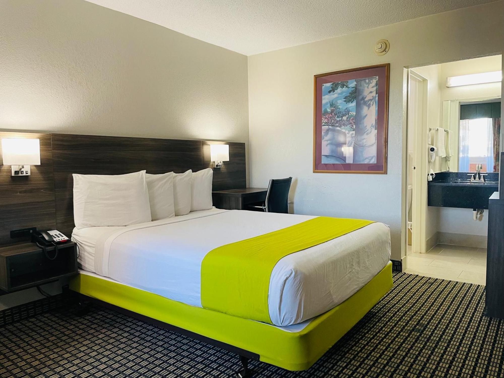Days Inn By Wyndham Irving Grapevine Dfw Airport North Bagian luar foto