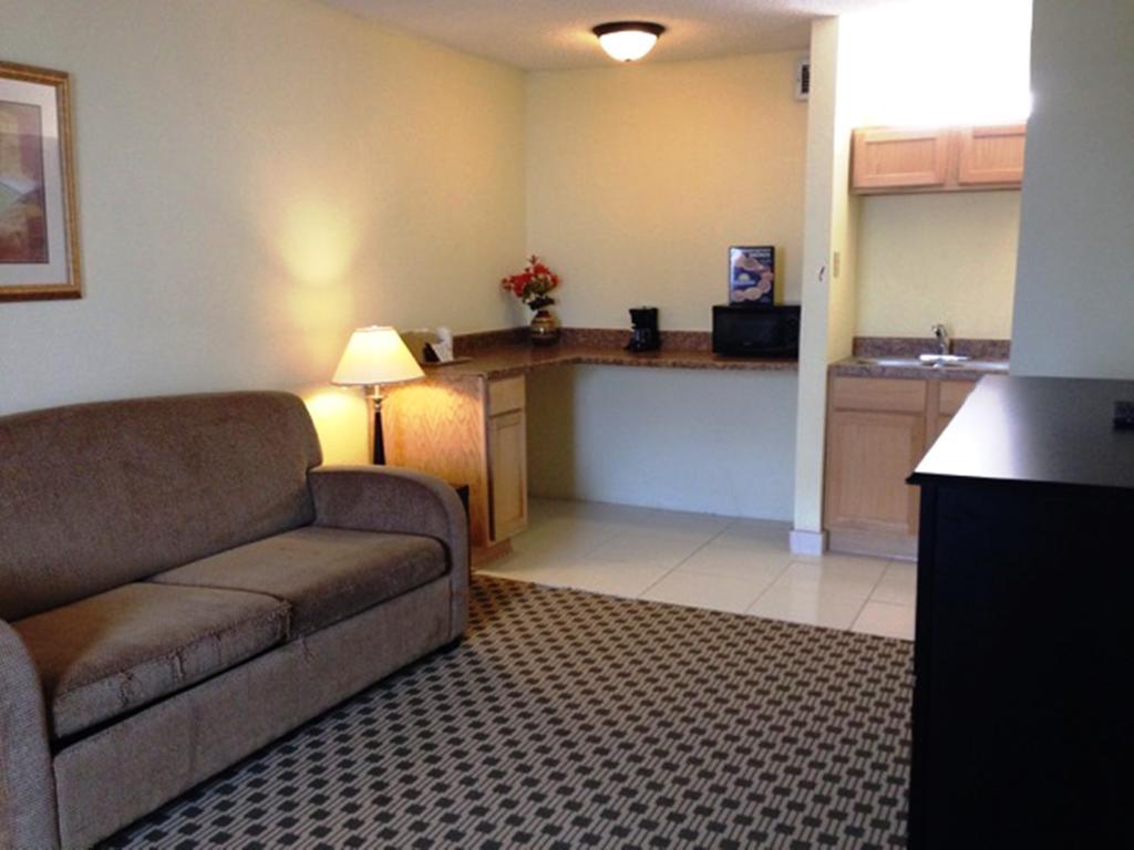 Days Inn By Wyndham Irving Grapevine Dfw Airport North Ruang foto